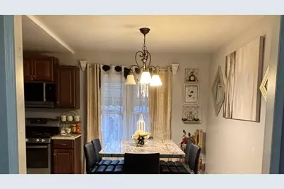 175 Martin Lane, Chicago Heights, IL 60411 - Photo 8