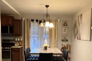 175 Martin Ln, Chicago Heights, IL 60411 - Photo 8