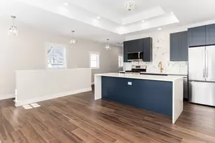 638 W 47th St, Chicago, IL 60609 - Photo 2
