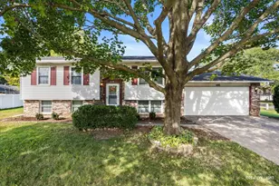 680 N Constitution Dr, Aurora, IL 60506 - Photo 1