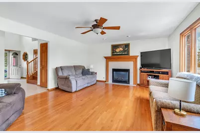 934 Marble Boulevard, Manteno, IL 60950 - Photo 4