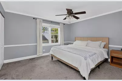 1554 N Dartmoor Avenue, Palatine, IL 60067 - Photo 12