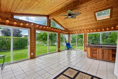 1146 Blackhawk Court, Schaumburg, IL 60193 - Photo 10