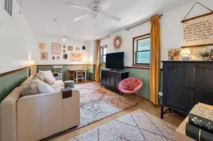 10120 S Kolin Ave, Oak Lawn, IL 60453 - Photo 8