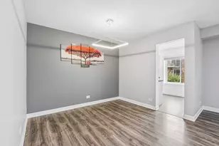 263 S Clubhouse Dr, Palatine, IL 60074 - Photo 6