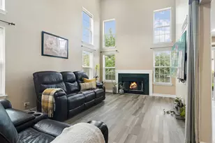 1432 Newport Ln, Mundelein, IL 60060 - Photo 2