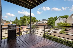 3417 N Bosworth St, Chicago, IL 60657 - Photo 16