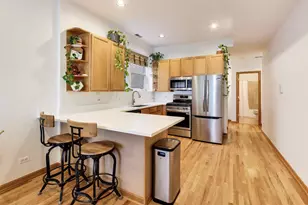 2236 N Maplewood Ave, Chicago, IL 60647 - Photo 4