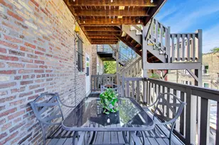2236 N Maplewood Ave, Chicago, IL 60647 - Photo 14