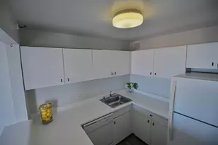 3660 N Lake Shore Dr, Chicago, IL 60613 - Photo 12
