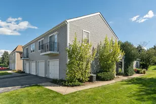 604 Waverly Ct, New Lenox, IL 60451 - Photo 1
