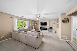 1313 Gilray Dr, Joliet, IL 60431 - Photo 10