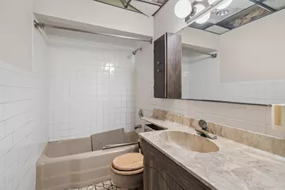 9041 Maple Avenue, Burr Ridge, IL 60527 - Photo 6
