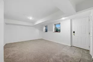 2813 S Shields Ave, Chicago, IL 60616 - Photo 36
