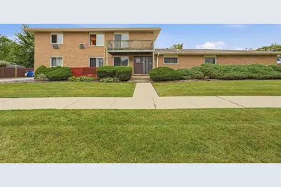 791 W Kathleen Drive #B, Des Plaines, IL 60016 - Photo 2
