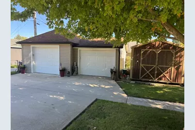 404 E 2nd Street, Oglesby, IL 61348 - Photo 18