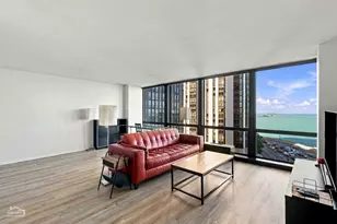 900 N Lake Shore Dr, Chicago, IL 60611 - Photo 8