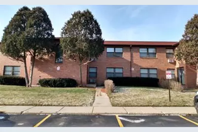 2902 31st Street #4, Zion, IL 60099 - Photo 1