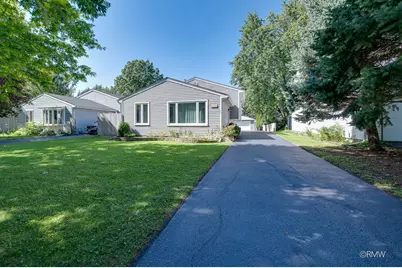 0S068 Cottonwood Drive, Wheaton, IL 60187 - Photo 2