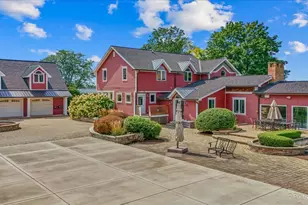 202 N Queen Anne Rd, Woodstock, IL 60098 - Photo 4