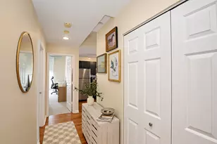 2356 N Elston Ct, Chicago, IL 60614 - Photo 2