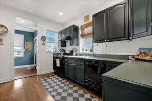 6239 N Campbell Ave, Chicago, IL 60659 - Photo 12