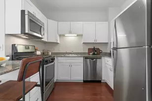 645 N Kingsbury St, Chicago, IL 60610 - Photo 8