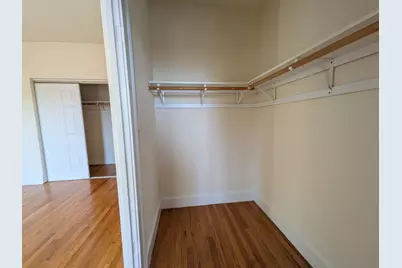 2704 N Sawyer Avenue #210, Chicago, IL 60647 - Photo 6