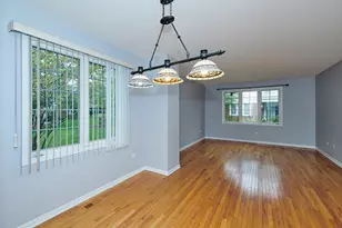 7414 N Lincoln Ave, Skokie, IL 60076 - Photo 4
