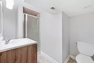 5735 S Marshfield Ave, Chicago, IL 60636 - Photo 20