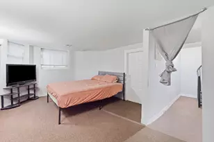 5735 S Marshfield Ave, Chicago, IL 60636 - Photo 18