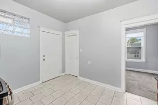 5735 S Marshfield Ave, Chicago, IL 60636 - Photo 32