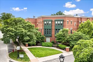 130 N Rose St, Palatine, IL 60067 - Photo 4