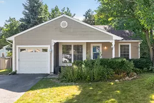 326 Danbury Dr, Naperville, IL 60565 - Photo 1