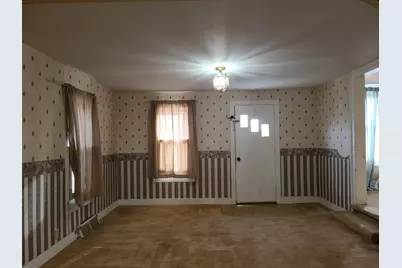 104 S 1st Avenue, Forreston, IL 61030 - Photo 4
