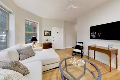4018 N Mozart Street #1N, Chicago, IL 60618 - Photo 4