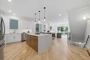 2221 N Hoyne Ave, Chicago, IL 60647 - Photo 12