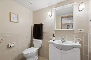 9121 Harlem Ave, Morton Grove, IL 60053 - Photo 16