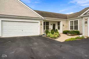 13607 Hemlock Rd, Huntley, IL 60142 - Photo 1