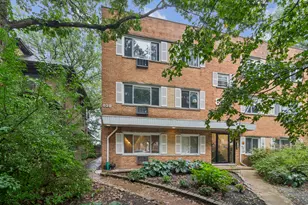 820 Seward St, Evanston, IL 60202 - Photo 1