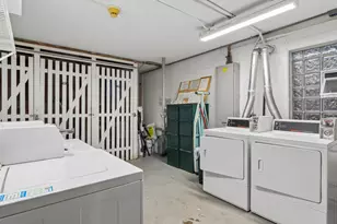820 Seward St, Evanston, IL 60202 - Photo 14