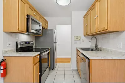 820 Seward Street #2F, Evanston, IL 60202 - Photo 8