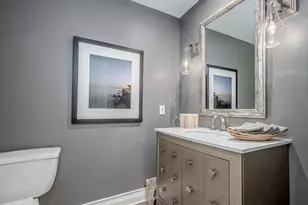 800 N Michigan Ave, Chicago, IL 60611 - Photo 32