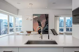 800 N Michigan Ave, Chicago, IL 60611 - Photo 18