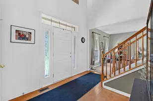 215 Edgewood Dr, Minooka, IL 60447 - Photo 4