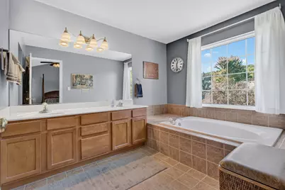 215 Edgewood Drive, Minooka, IL 60447 - Photo 22