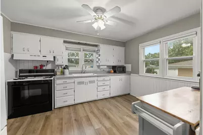 1207 Oregon Street, Joliet, IL 60435 - Photo 8