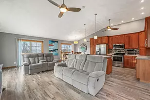 9A184 Cottonwood Ct, Apple River, IL 61001 - Photo 8