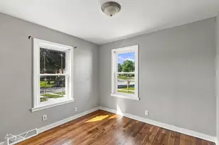4619 Center Ave, Lyons, IL 60534 - Photo 6