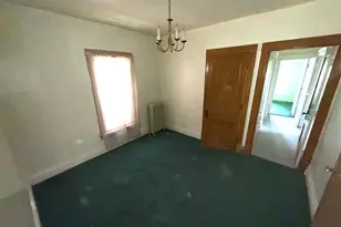 564 E Cass St, Joliet, IL 60432 - Photo 16